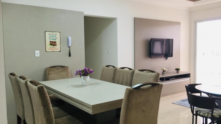 Apartamento 3 dormitórios praia de Bombas