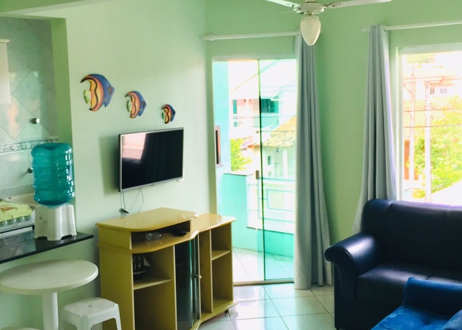 COD A3000 – Apartamento com 2 dormitórios no centro de Bombinhas