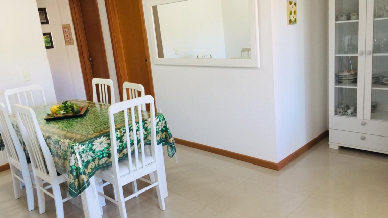 Apartamento 3 Dormitórios Praia de Bombas
