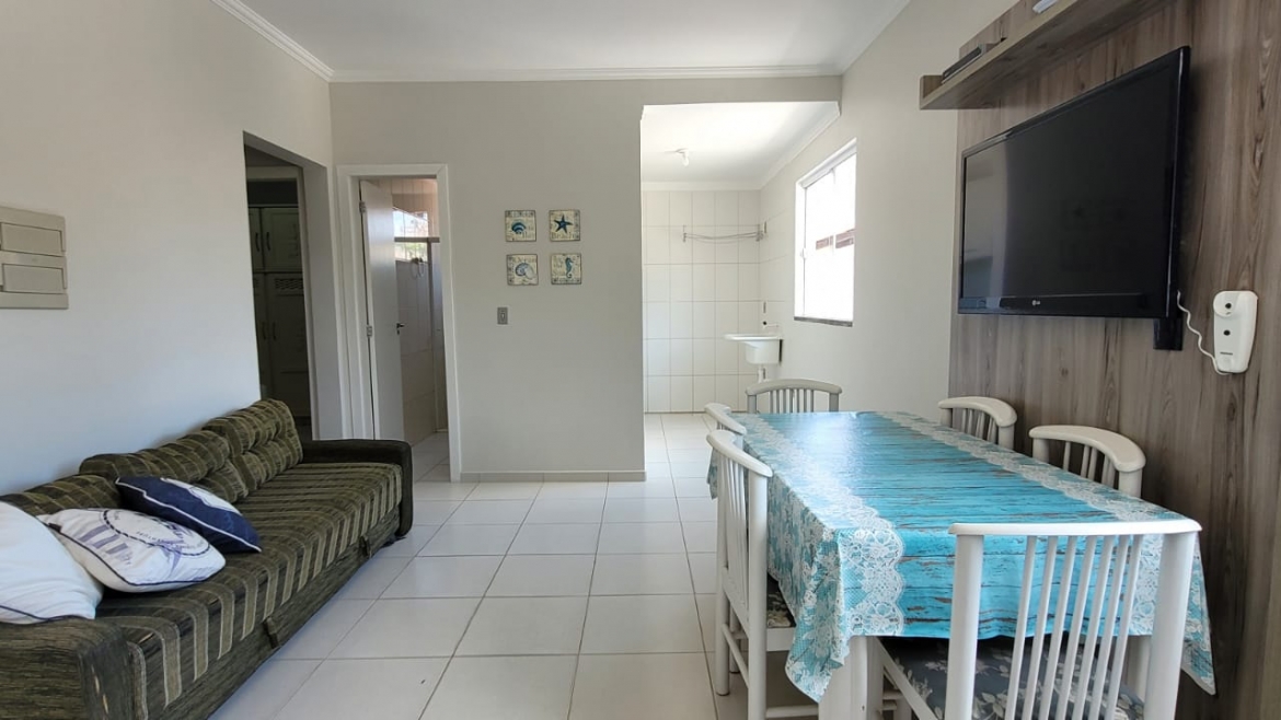COD A118 – Apartamento localizado na praia de Bombas