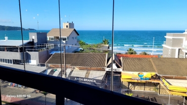 A4022- APARTAMENTO SOBRE AVENIDA PRINCIPAL