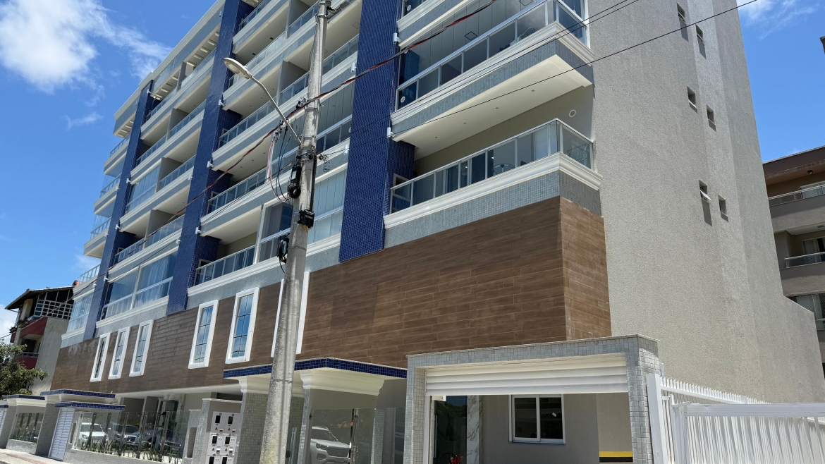 A552- APARTAMENTO A 200 METROS DA PRAIA DE BOMBAS