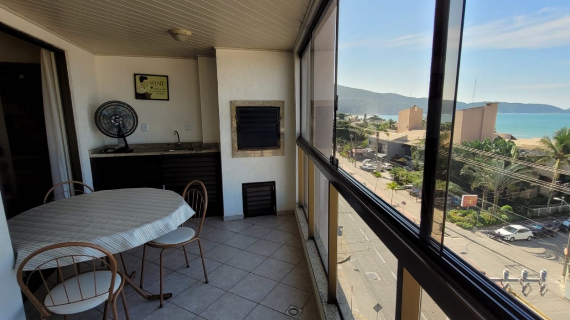 A4043- APARTAMENTO VISTA MAR PRAIA DE BOMBAS